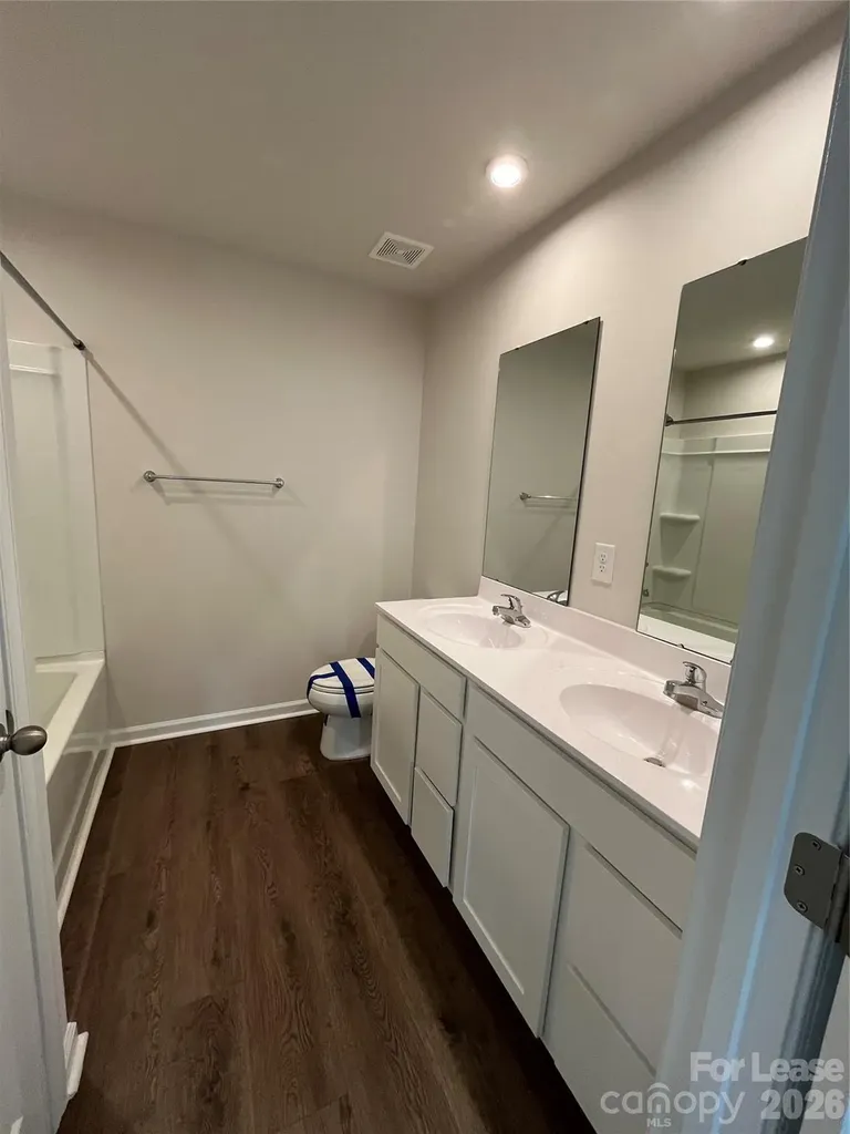 1532 39th Avenue Loop NE Hickory NC 28601