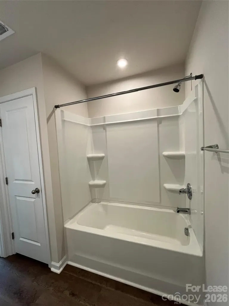 1532 39th Avenue Loop NE Hickory NC 28601