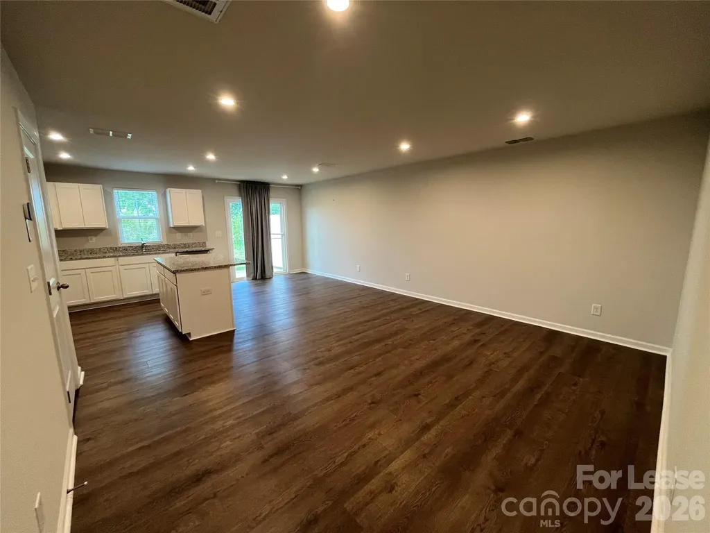 1532 39th Avenue Loop NE Hickory NC 28601