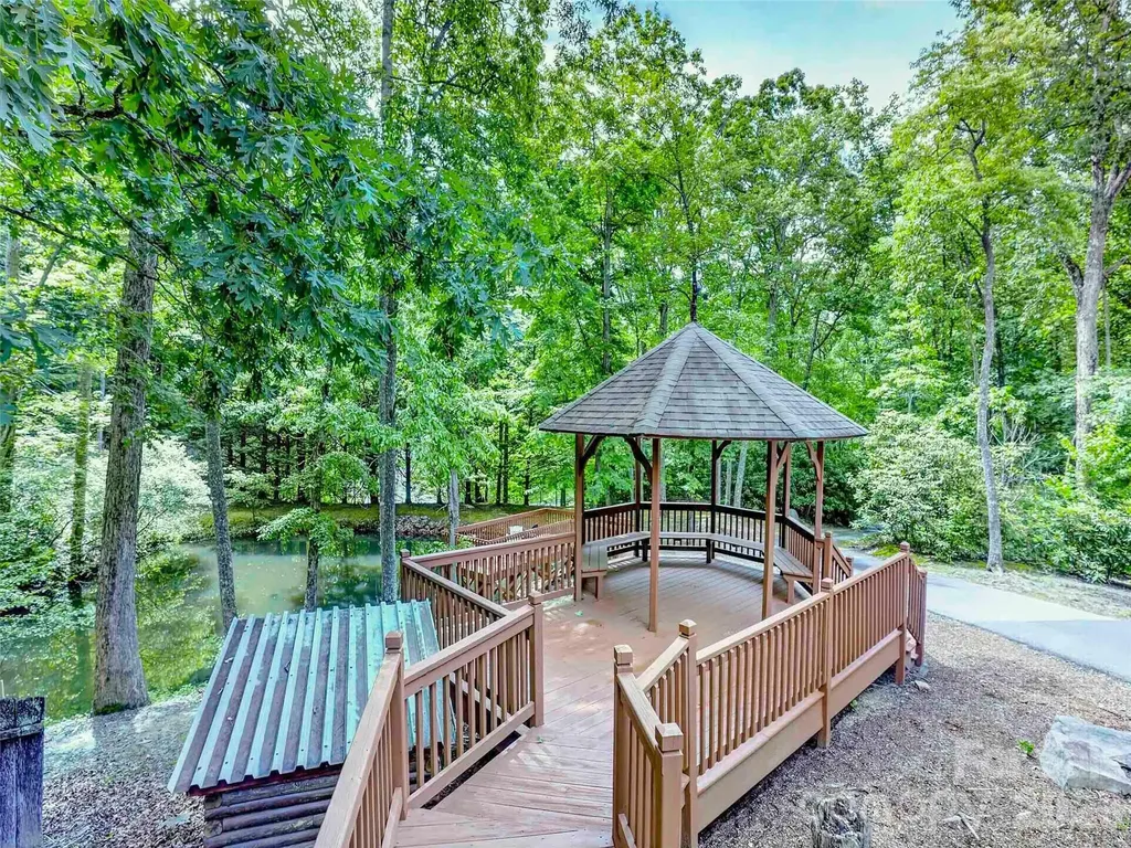 743 Kyles Creek Road Hendersonville NC 28792