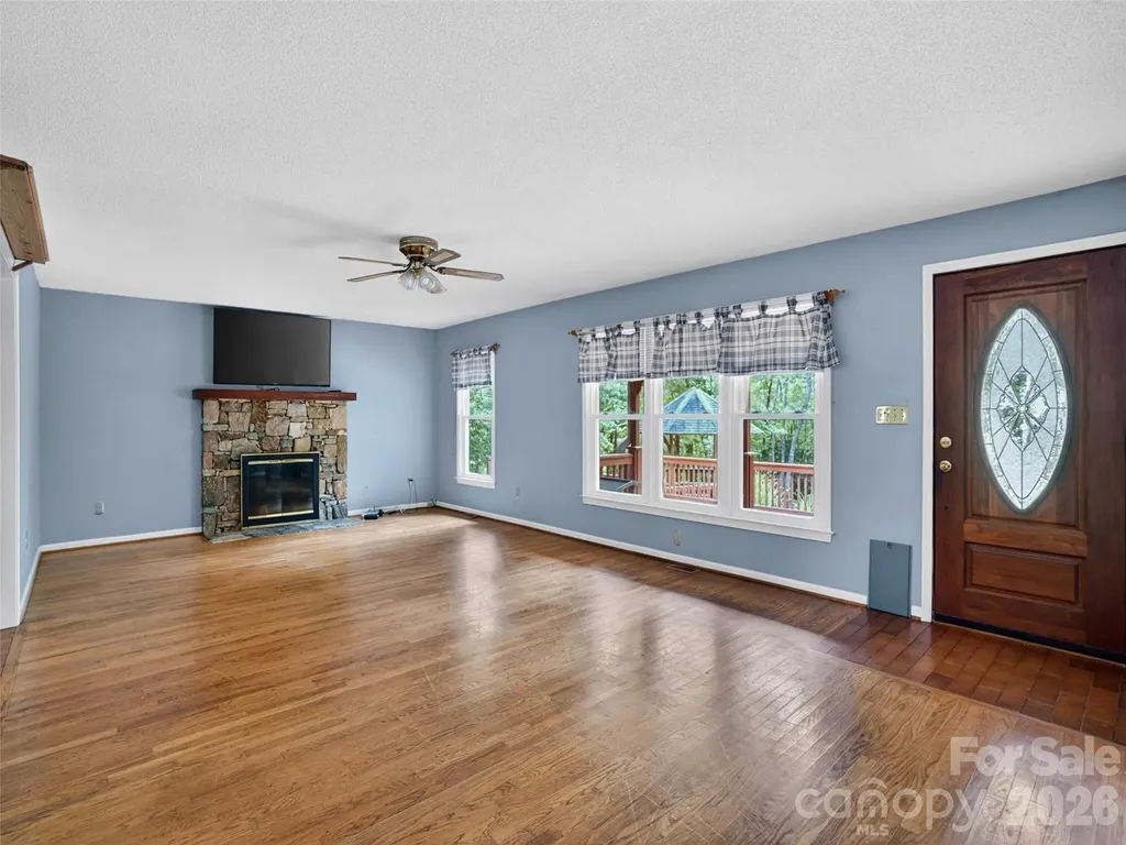 743 Kyles Creek Road Hendersonville NC 28792
