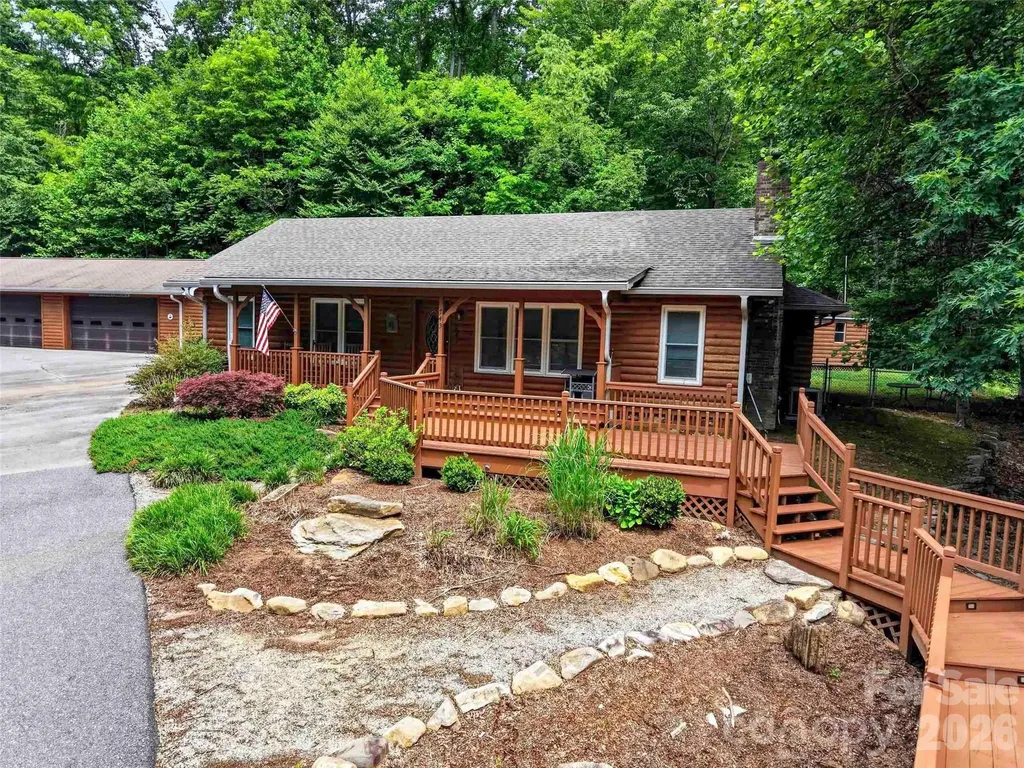 743 Kyles Creek Road Hendersonville NC 28792