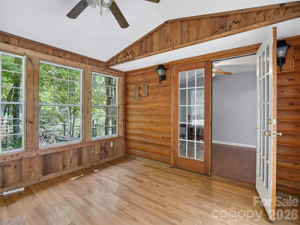 743 Kyles Creek Road Hendersonville NC 28792