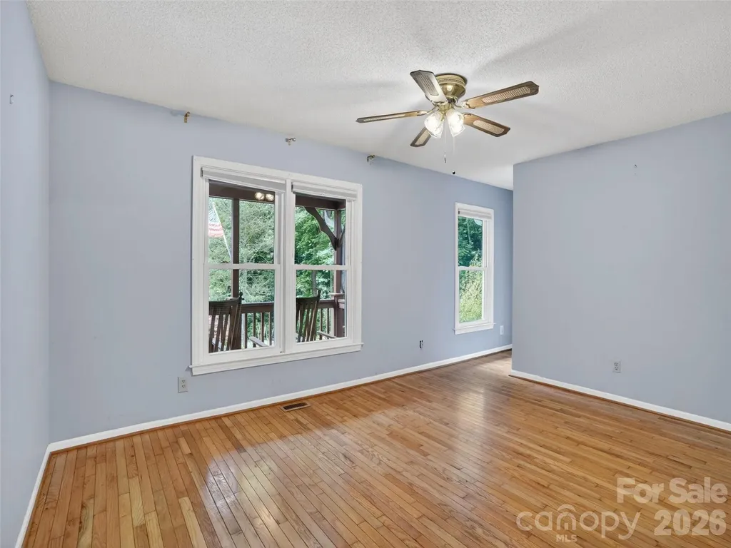 743 Kyles Creek Road Hendersonville NC 28792