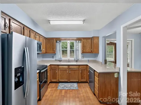 743 Kyles Creek Road Hendersonville NC 28792