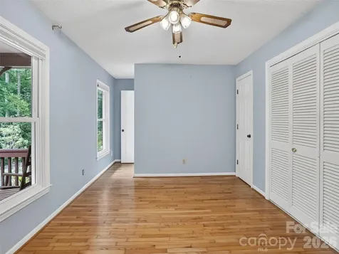 743 Kyles Creek Road Hendersonville NC 28792