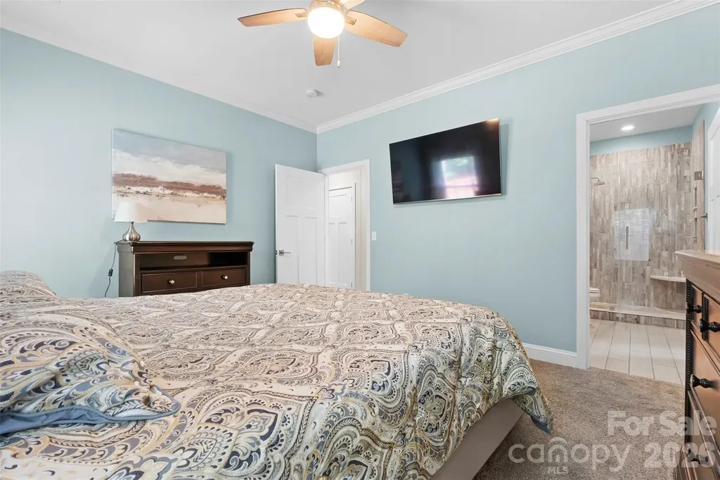 7015 Waterfront Place Granite Falls NC 28630