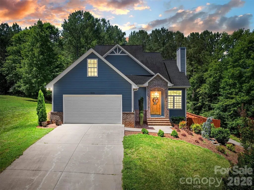 7015 Waterfront Place Granite Falls NC 28630