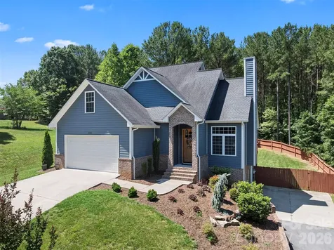 7015 Waterfront Place Granite Falls NC 28630