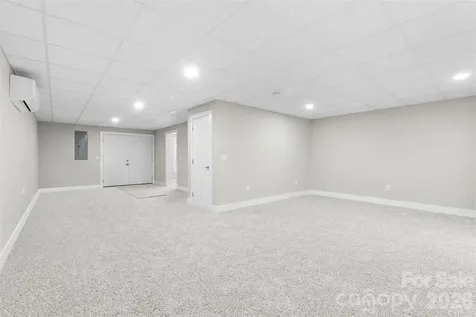 7015 Waterfront Place Granite Falls NC 28630