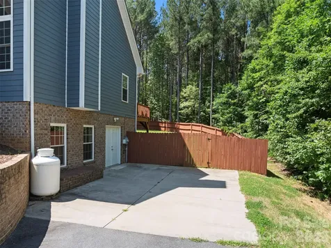 7015 Waterfront Place Granite Falls NC 28630
