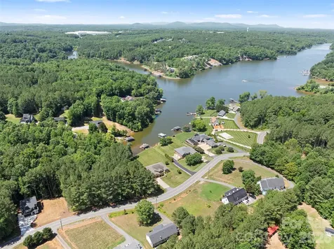 7015 Waterfront Place Granite Falls NC 28630