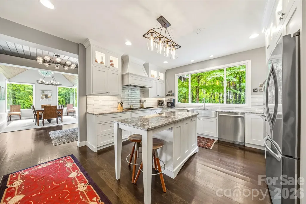 233 Tanglewood Lane Saluda NC 28773