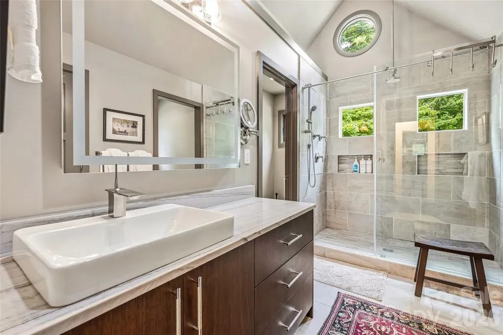 233 Tanglewood Lane Saluda NC 28773