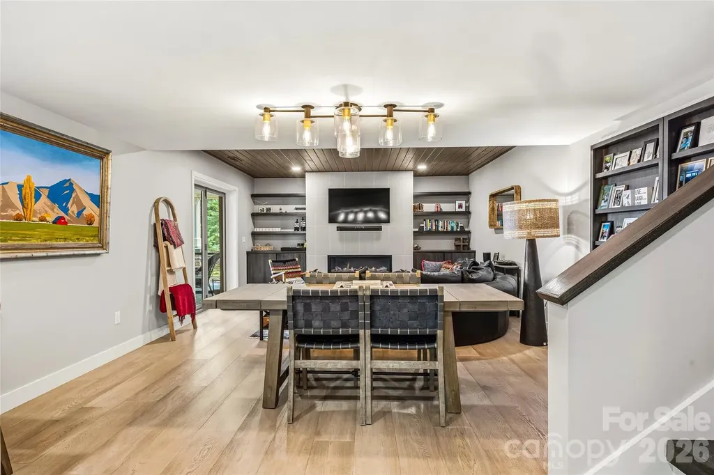 233 Tanglewood Lane Saluda NC 28773
