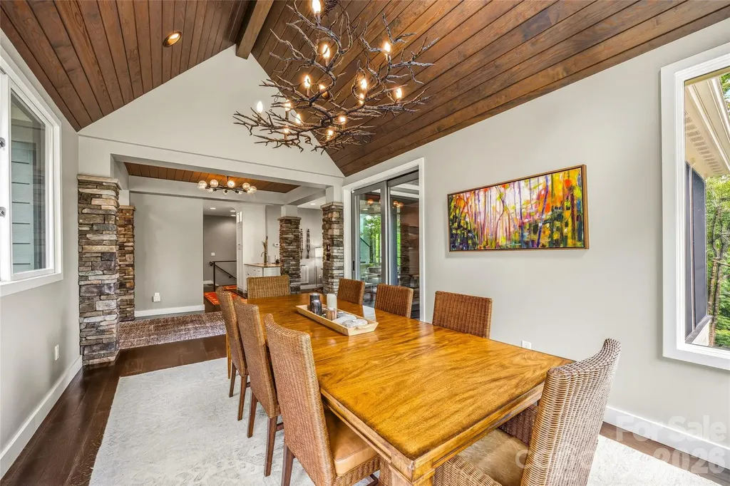233 Tanglewood Lane Saluda NC 28773