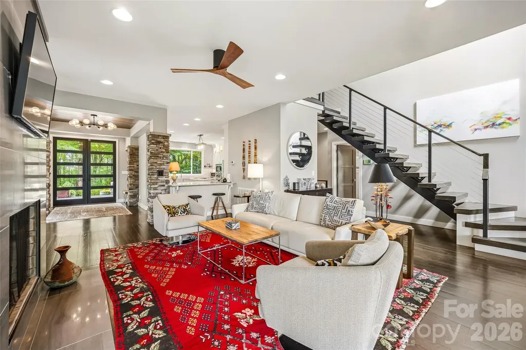 233 Tanglewood Lane Saluda NC 28773