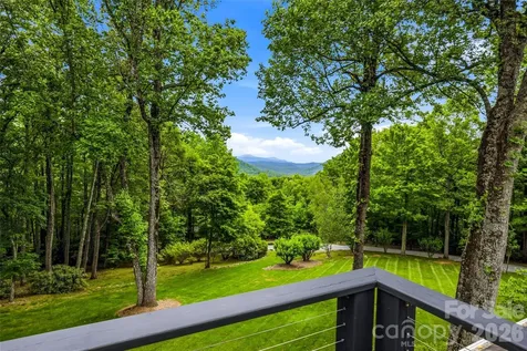 233 Tanglewood Lane Saluda NC 28773