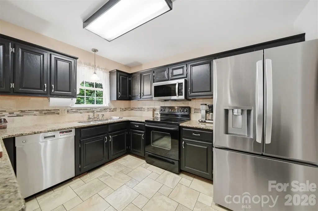 1032 30th Avenue Lane NE Hickory NC 28601