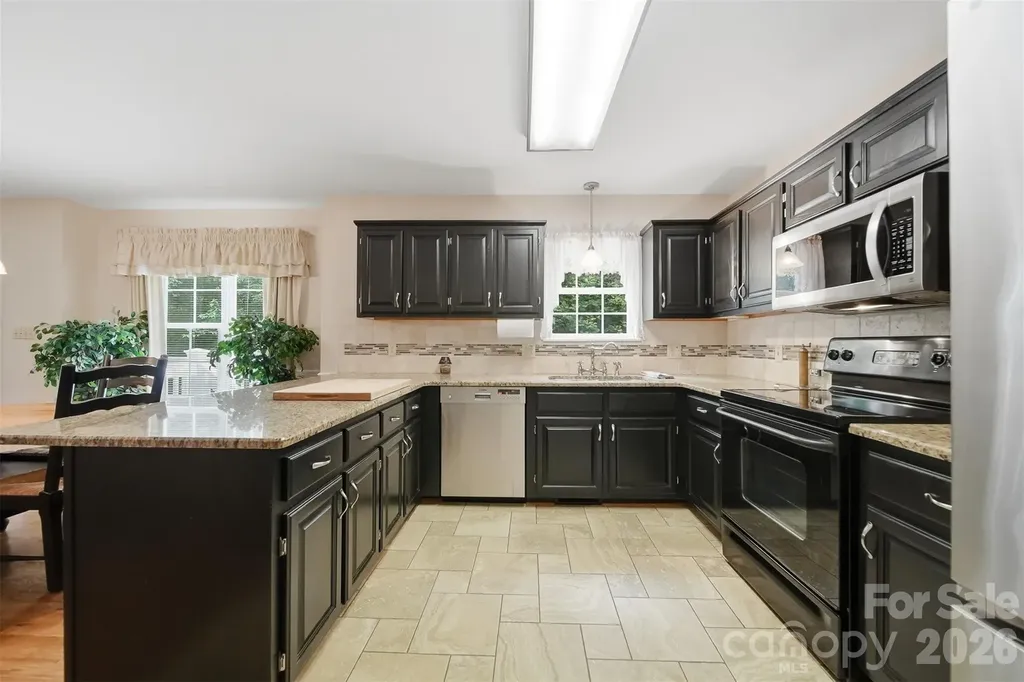 1032 30th Avenue Lane NE Hickory NC 28601
