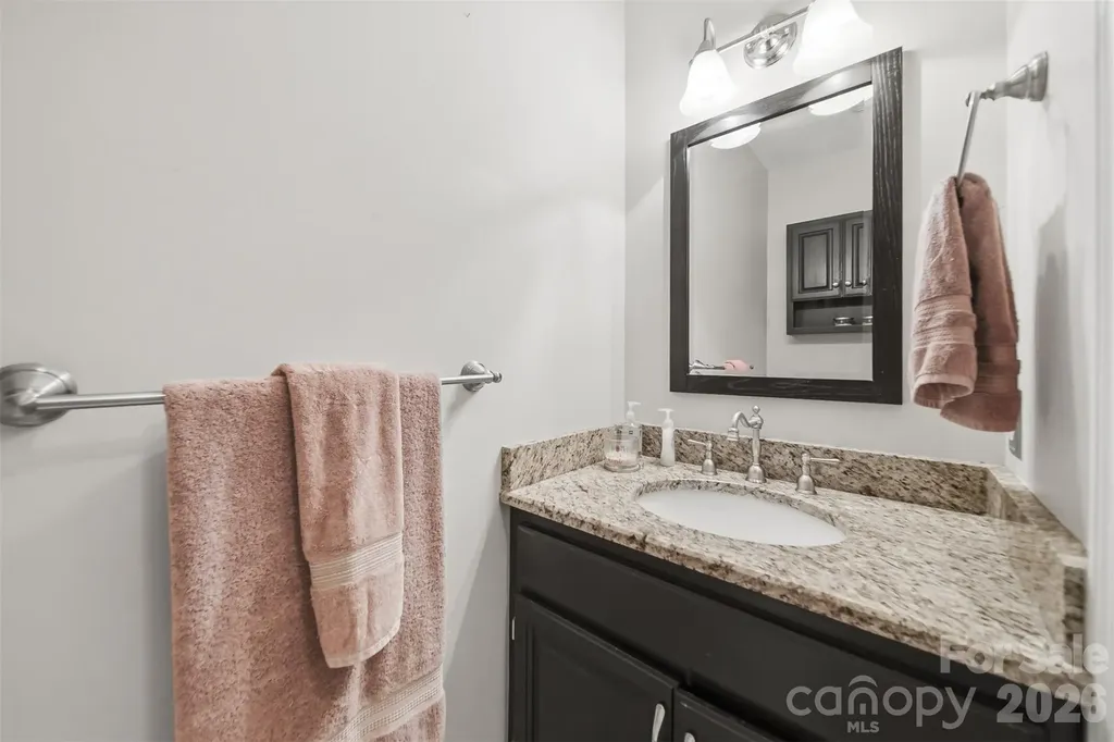 1032 30th Avenue Lane NE Hickory NC 28601