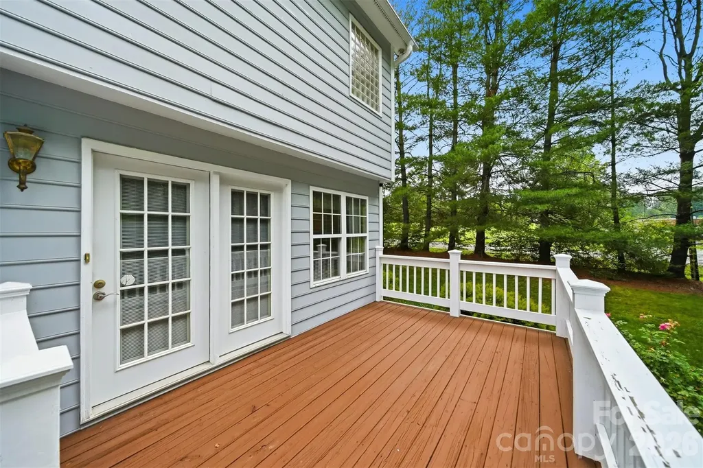 1032 30th Avenue Lane NE Hickory NC 28601