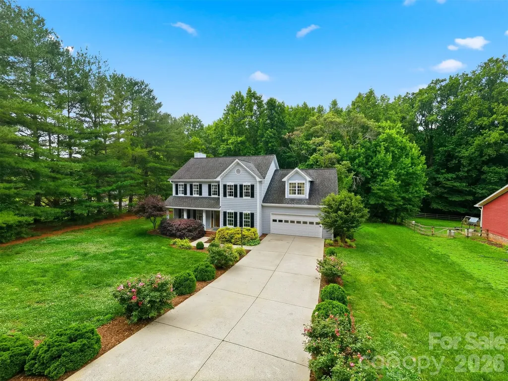 1032 30th Avenue Lane NE Hickory NC 28601