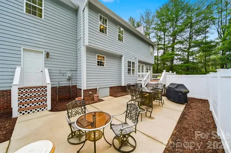 1032 30th Avenue Lane NE Hickory NC 28601