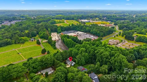 1032 30th Avenue Lane NE Hickory NC 28601