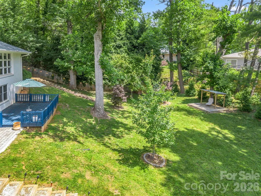 2 Bevlyn Drive Asheville NC 28803