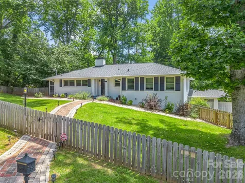 2 Bevlyn Drive Asheville NC 28803
