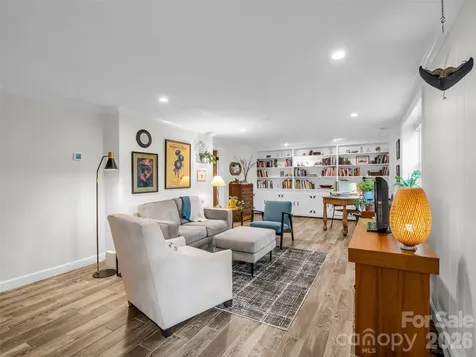 2 Bevlyn Drive Asheville NC 28803
