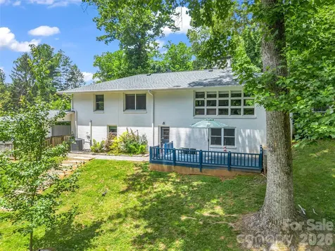 2 Bevlyn Drive Asheville NC 28803