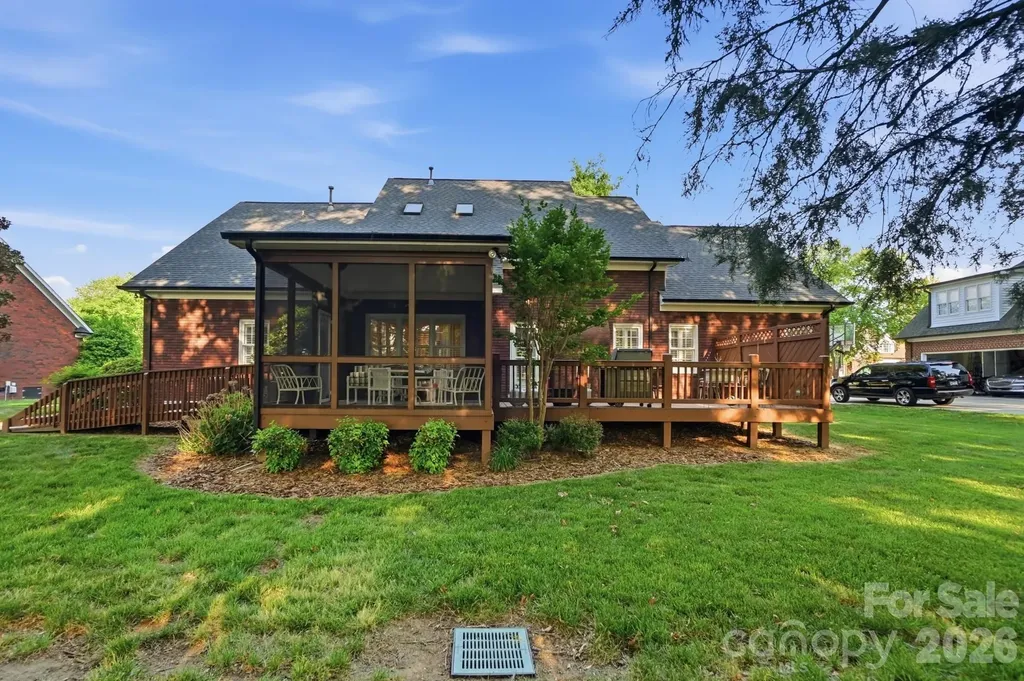7650 Cotton Street Harrisburg NC 28075