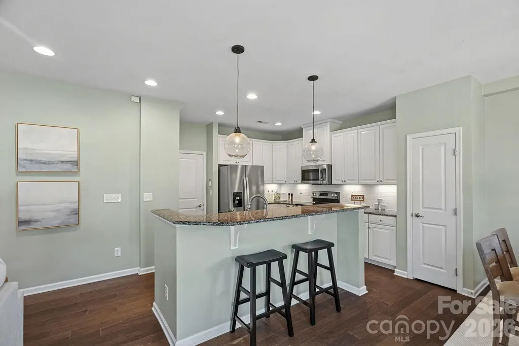 3719 Dolly Madison Road Charlotte NC 28208