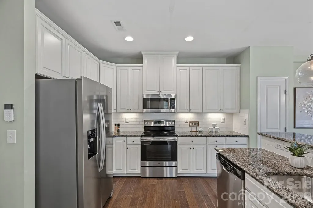 3719 Dolly Madison Road Charlotte NC 28208