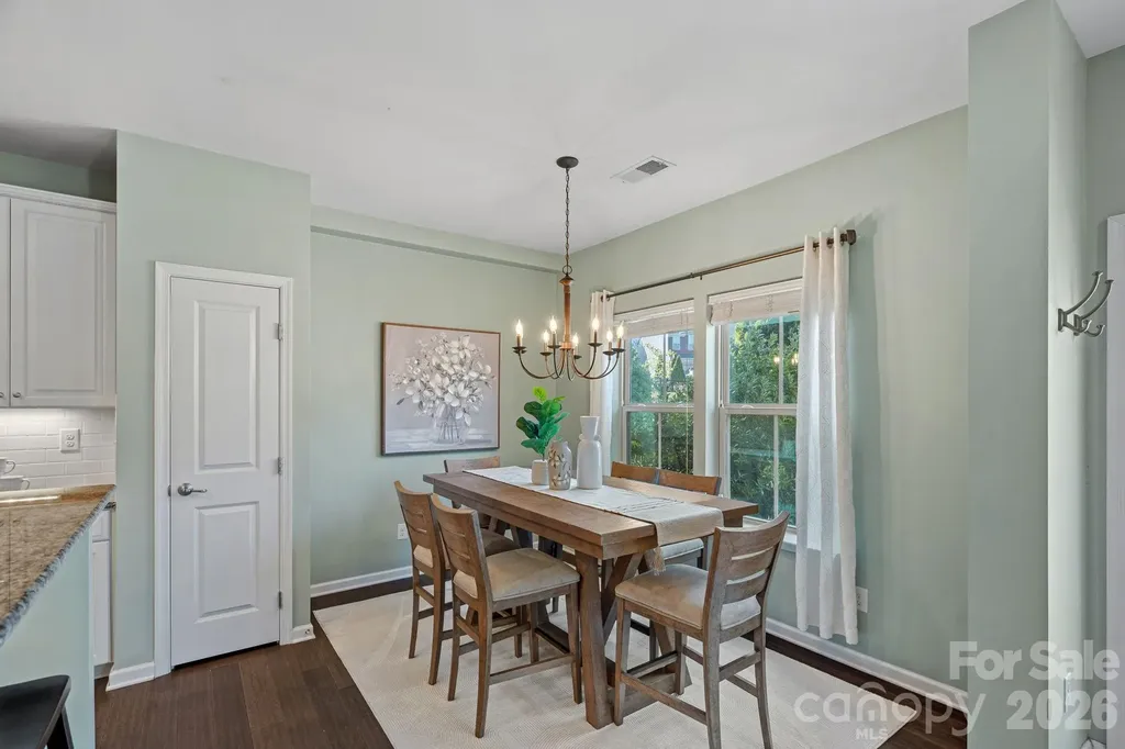 3719 Dolly Madison Road Charlotte NC 28208