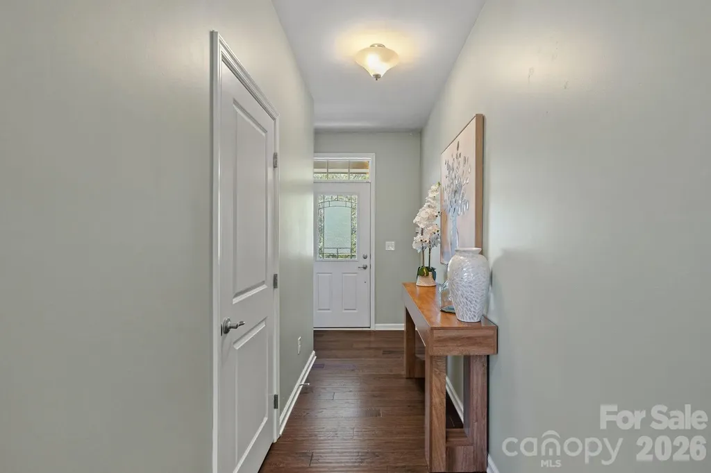 3719 Dolly Madison Road Charlotte NC 28208