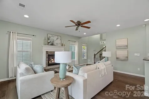 3719 Dolly Madison Road Charlotte NC 28208