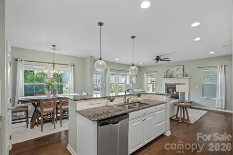 3719 Dolly Madison Road Charlotte NC 28208