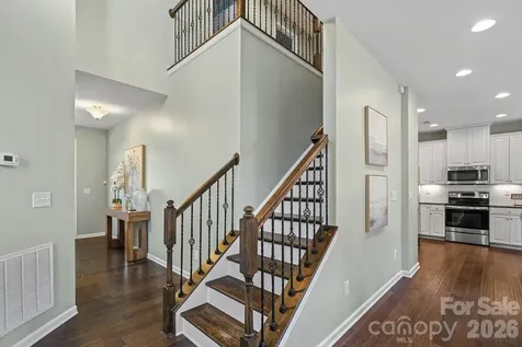 3719 Dolly Madison Road Charlotte NC 28208