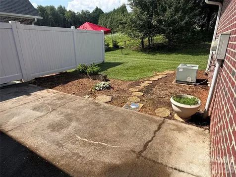 892 Trial Place Newton NC 28658