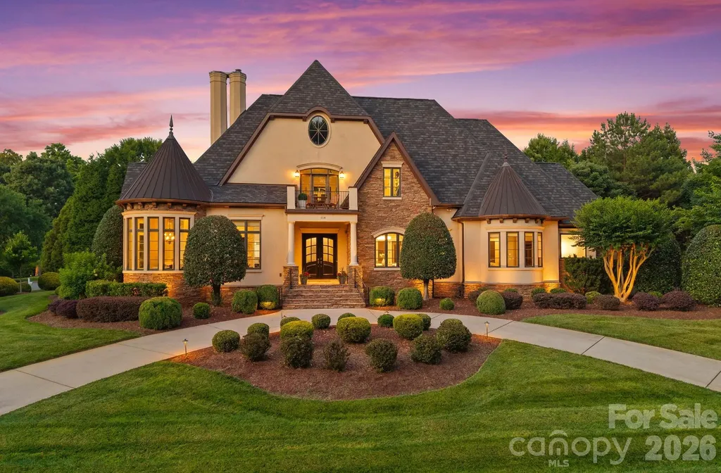 114 Thurstons Way Mooresville NC 28117