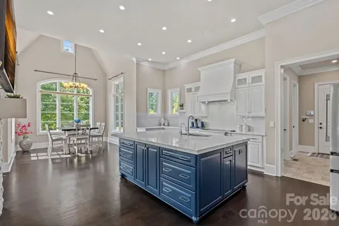 114 Thurstons Way Mooresville NC 28117