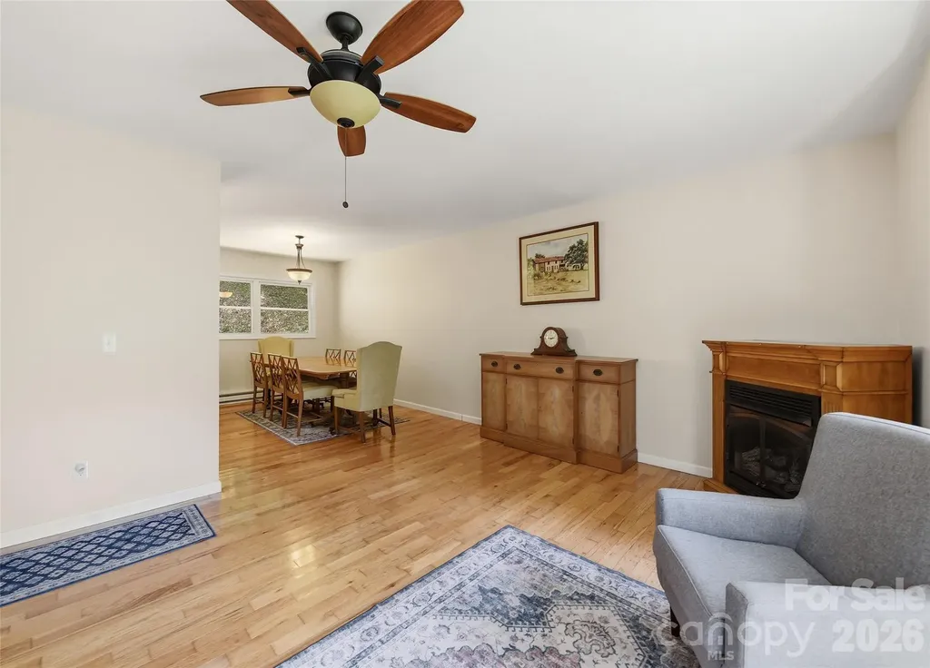 1296 N Country Club Drive Cullowhee NC 28723
