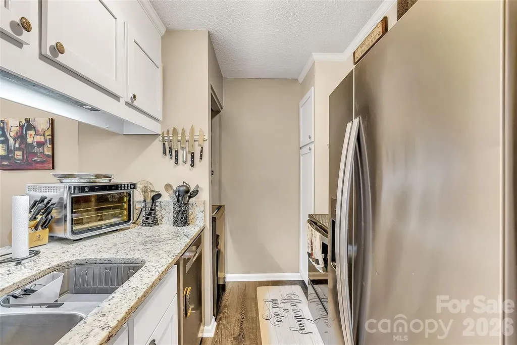 8073 Charter Oak Lane Charlotte NC 28226