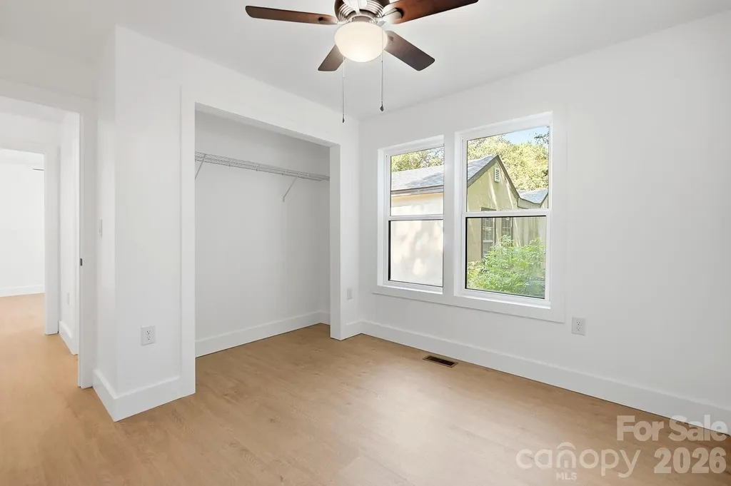 2204 Rozzelles Ferry Road Charlotte NC 28208