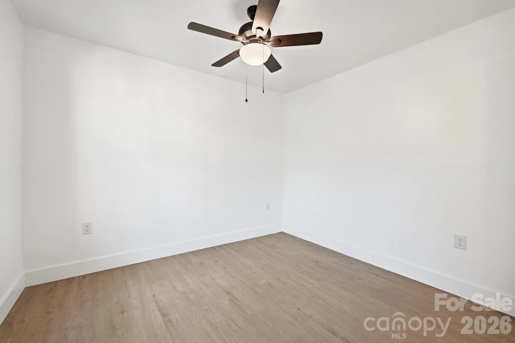 2204 Rozzelles Ferry Road Charlotte NC 28208
