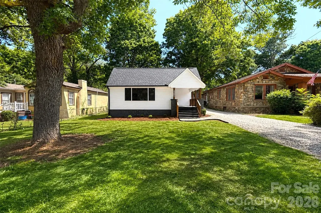 2204 Rozzelles Ferry Road Charlotte NC 28208