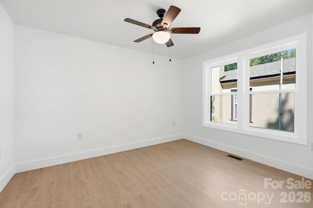 2204 Rozzelles Ferry Road Charlotte NC 28208